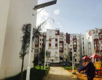 ยอดนิยม 40W ทั้งหมดในหนึ่งไฟถนนพลังงานแสงอาทิตย์พลังงาน